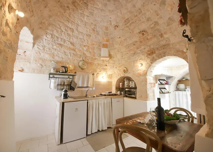 Villa Td Dimora Di Genna Trulletto With Lush Garden Pool